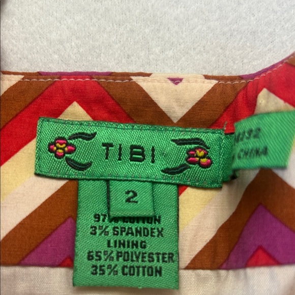 Tibi Red and Brown Geometric Top - Picture 5 of 10